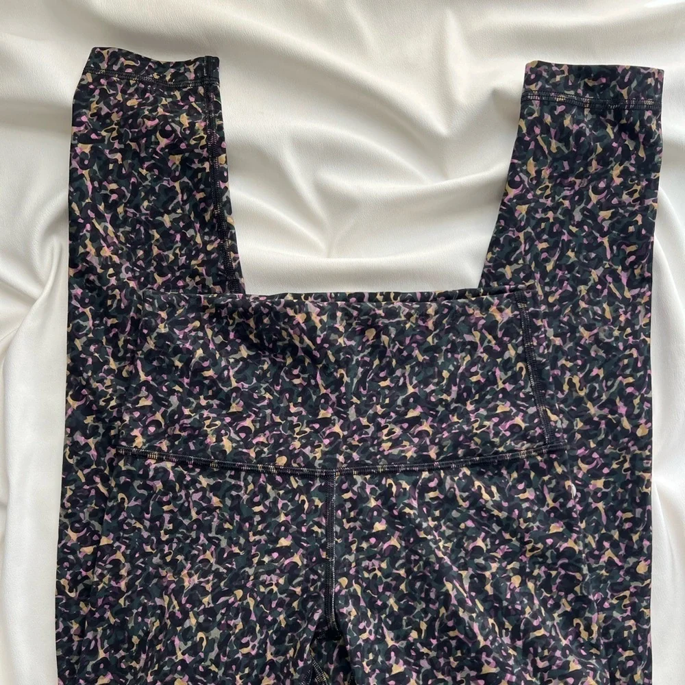 Lululemon Wunder Train High Rise Tight